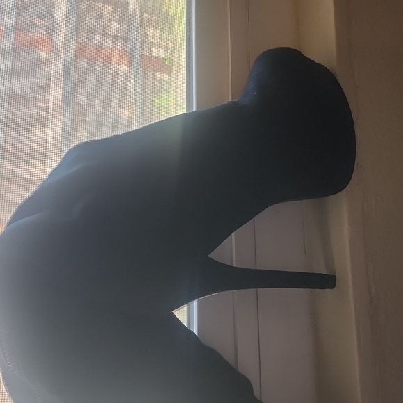 Kim Kardashian knee high black booths 6.5 - Picture 3 of 7